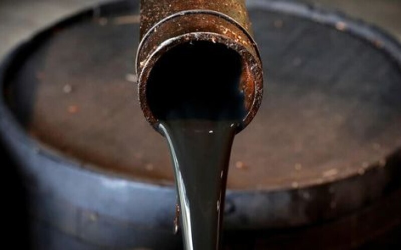 Вартість російської нафти впала нижче 38 доларів за барель