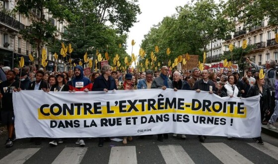 У Парижі відбуваються мітинги проти можливої перемоги правих сил на виборах