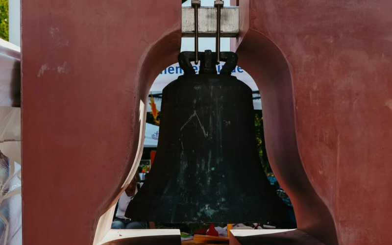 У Бремені викрали 300-кілограмовий церковний дзвін після невдалої першої спроби