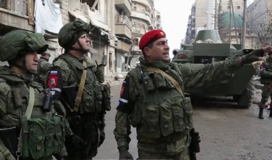 У Сирії підпалили російський патруль. Відео