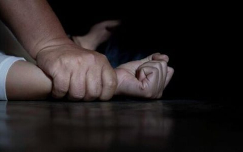 Під Запоріжжям зґвалтували 13-річну дівчинку