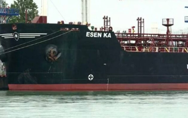 До Грузії прибув танкер із підсанкційною російською нафтою