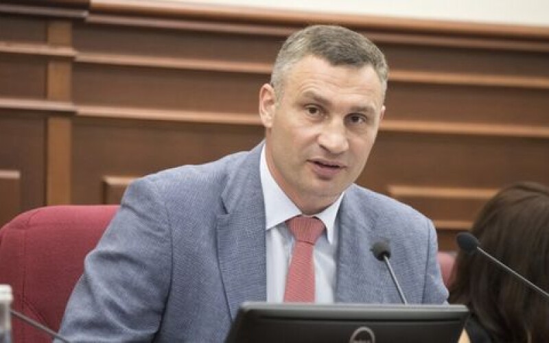 Мер Кличко виніс на сесію Київради соціально орієнтований бюджет міста