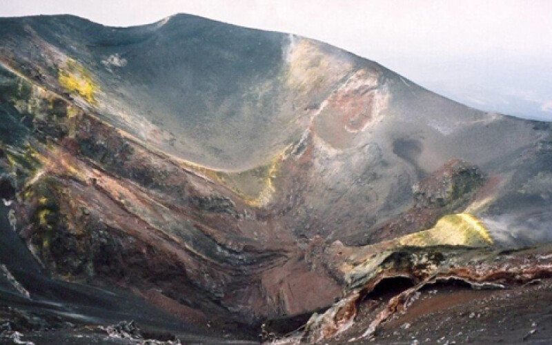 Гора Етна змінила вершину