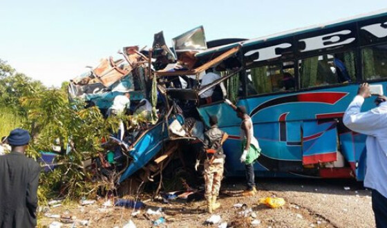Вантажівка врізалася в автобус на півночі Судану, загинуло щонайменше 13 осіб