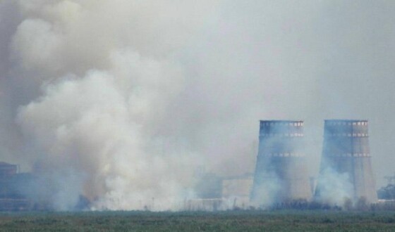 Поблизу Запорізької АЕС виникла масштабна пожежа