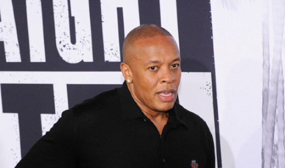 Американський репер Dr. Dre потрапив в реанімацію