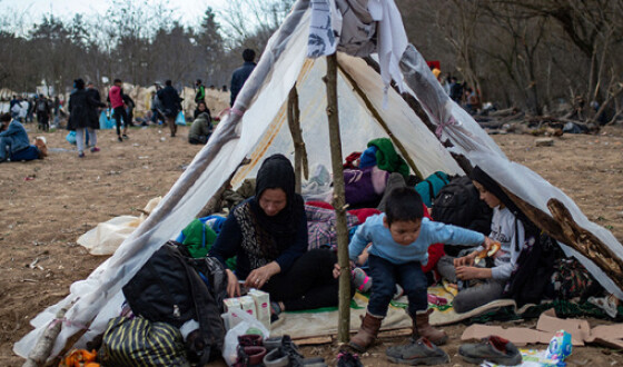 Понад сто тисяч нелегальних мігрантів перейшли через кордон Туреччини в Європу