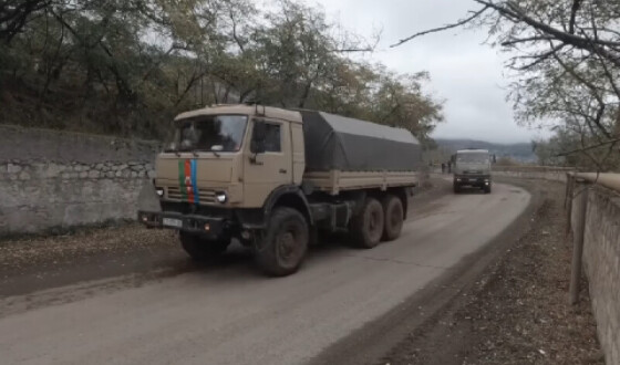 Азербайджан розпочав розгортання військової техніки в Лачинському коридорі