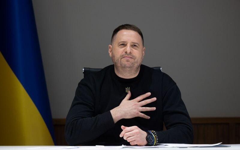 Зеленський повідомив про відставку Єрмака після обшуків НАБУ і САП