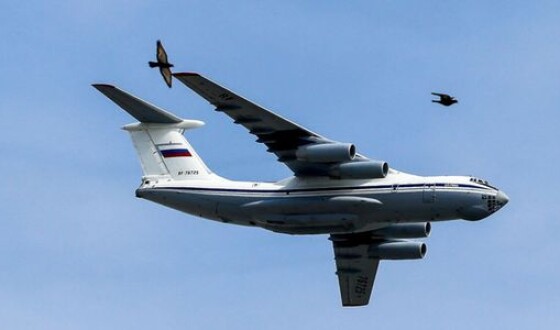 У Білорусі приземлився важкий військово-транспортний літак Іл-76 ВКС РФ з партією ракет