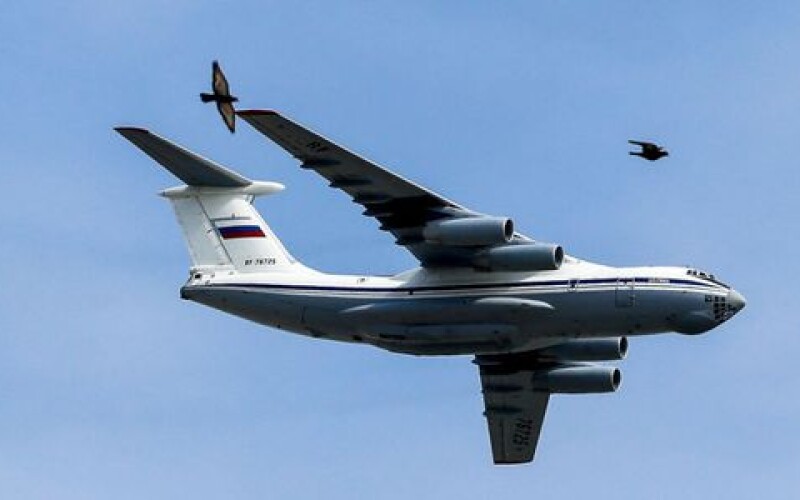У Білорусі приземлився важкий військово-транспортний літак Іл-76 ВКС РФ з партією ракет