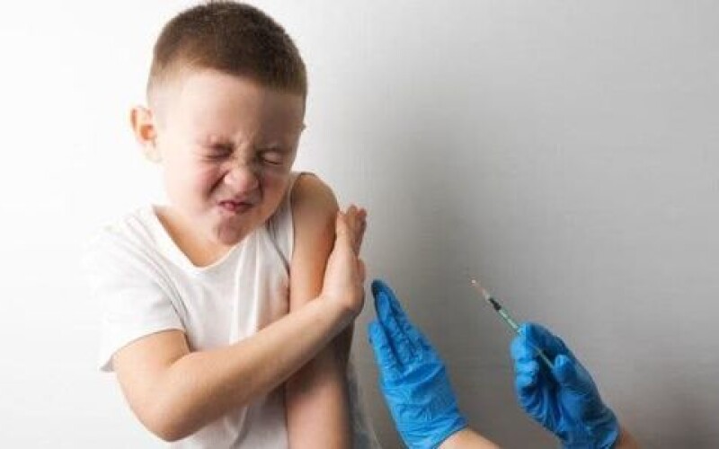 В Україні із квітня збираються вакцинувати від коронавірусу дітей від 5 років
