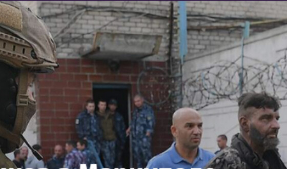 Українські розвідники тримають зв’язок із полоненими бійцями полку «Азов»