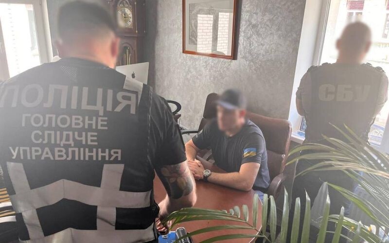 У Кропивницькому правоохоронці затримали місцевого депутата