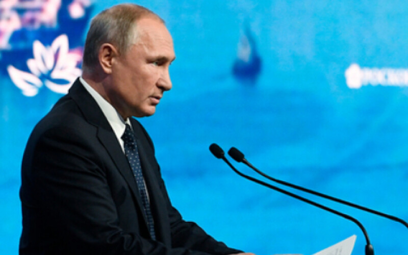 Путін розповів про скорочення витрат на оборону і безпеку