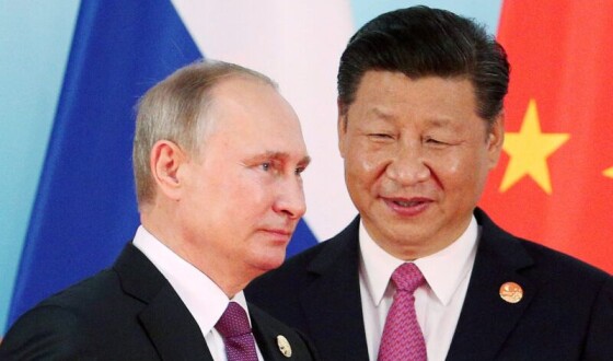 Союз Китаю та Росії лякає ЄС – Financial Times