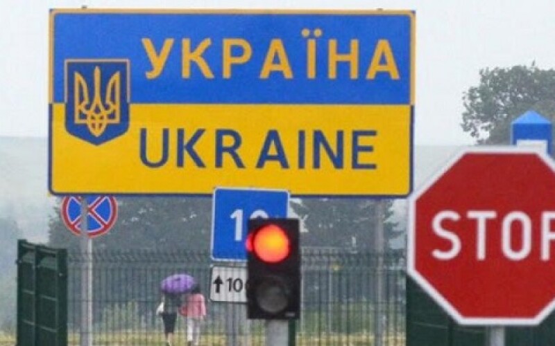 На кордоні України та Білорусі застрягли більше тисячі хасидів