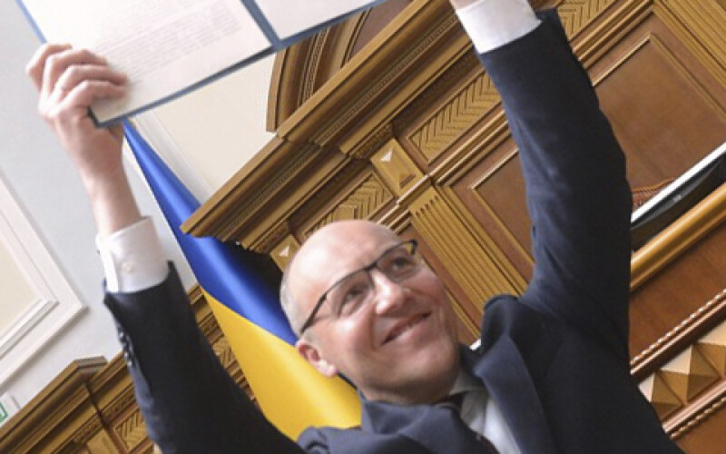 Парубій підписав закон про українську мову