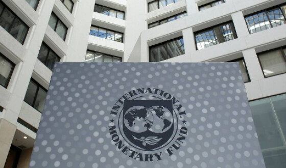 МВФ відмовився надати екстрену допомогу Україні