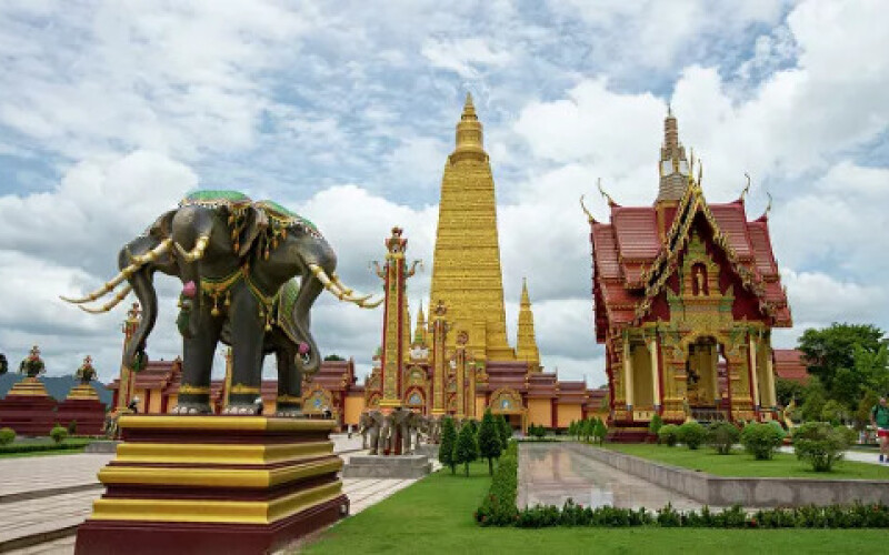 У Таїланді туристка &#8220;влаштувала жахливу сцену&#8221; у буддійському храмі