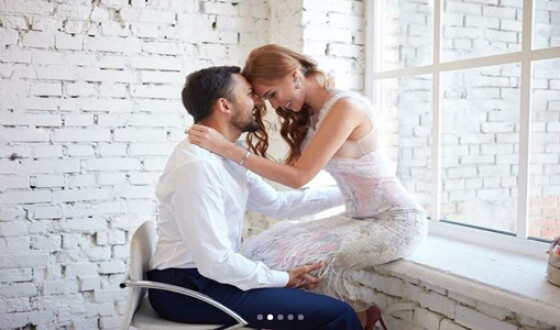 Слава Каминская снялась в романтичной фотосессии с мужем