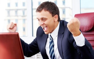 СРМ система: особливості та різниця з CRM