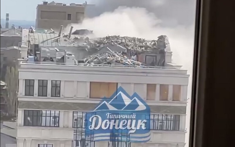 У Донецьку пролунав потужний вибух у будівлі «адміністрації ДНР»