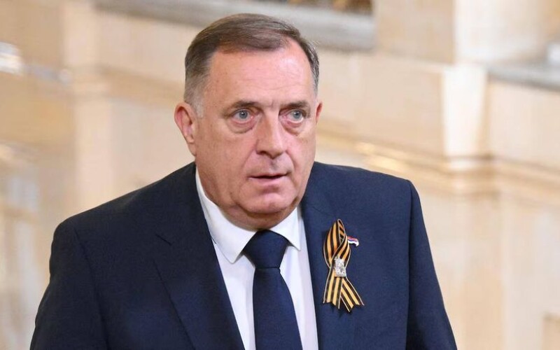 Мілорада Додіка позбавили мандата президента Республіки Сербської