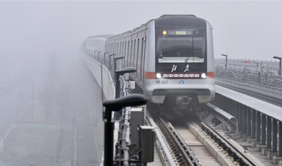 В столице Китая работает беспилотная линия метро