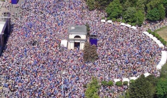 У Кишиневі відбувся наймасовіший мітинг за всю історію країни