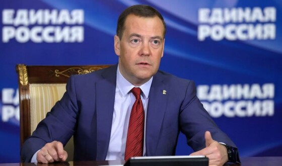 Дмитро Медведєв закликав до «тотальних страт» українських військових