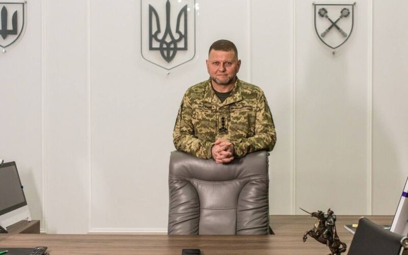 Зеленський планує обговорити звільнення Валерія Залужного з посади головкома ЗСУ