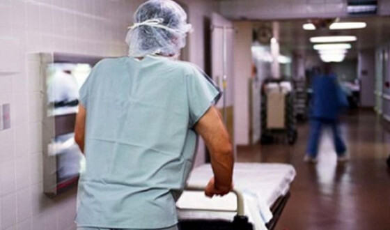 В Индии хирурги удалили самую большую в мире опухоль мозга