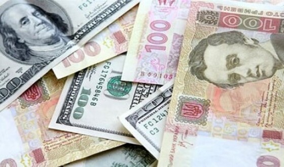 Украинцам разрешили покупать валюту в неограниченном количестве