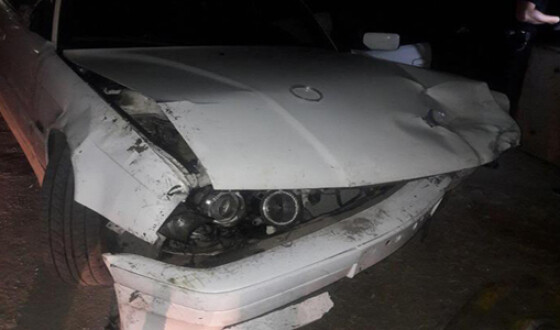 В Запорожье автомеханик разбил BMW своего клиента