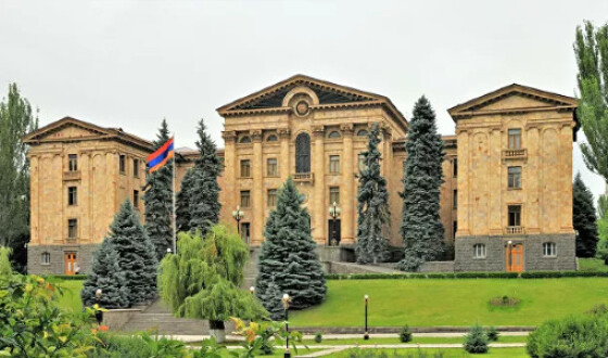 Парламент Вірменії схвалив програму нового уряду