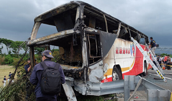 Водитель спас пассажиров загоревшегося на юге Италии автобуса