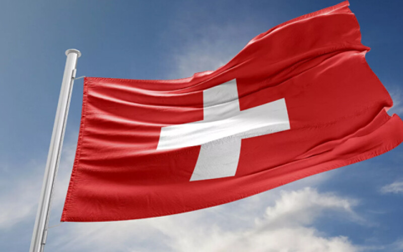 У Швейцарії заявили про втрату контролю над ситуацією з пандемією COVID-19