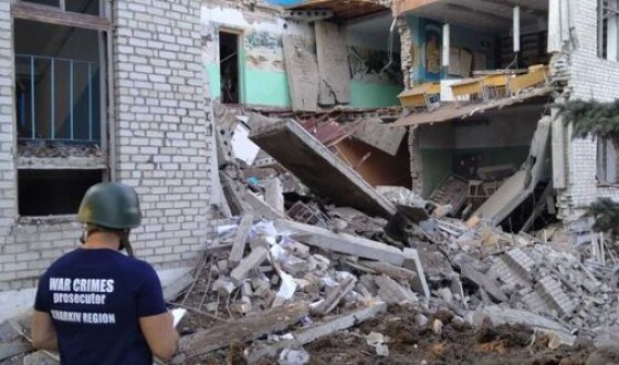 Російські окупанти завдали масованого обстрілу по Харкову: знищені житлові будинки