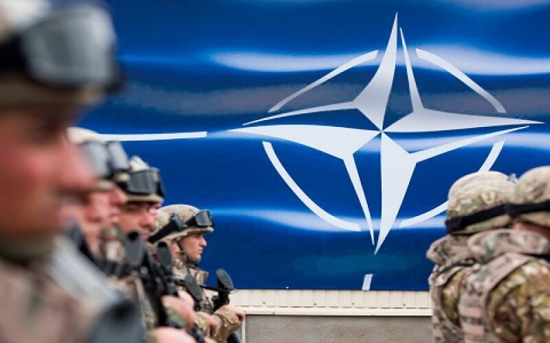 Офіс Зеленського запропонував провести навчання з НАТО у відповідь на &#8220;Захід-2021&#8221;
