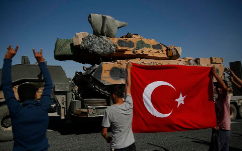 Турецька колона бронетехніки увійшла в Ідліб