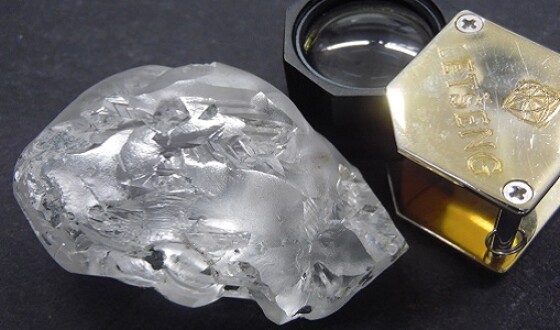 В Африці знайшли величезний алмаз. ФОТО