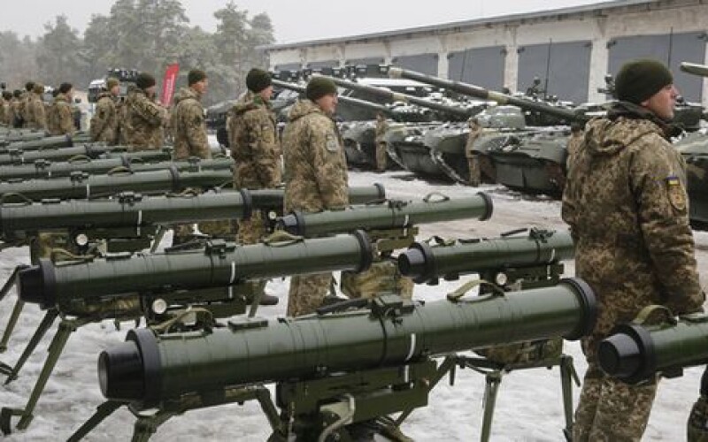Українські військові заявили про готовність до будь-якого сценарію в Донбасі