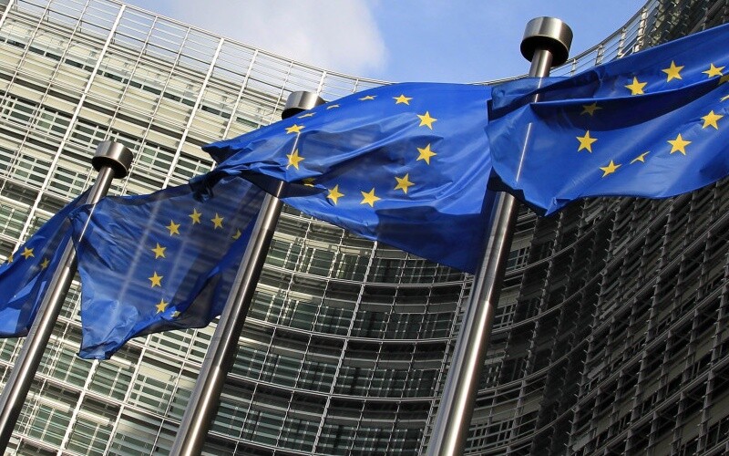 Єврокомісія схвалила новий пакет кібербезпекових правил для енергосектору