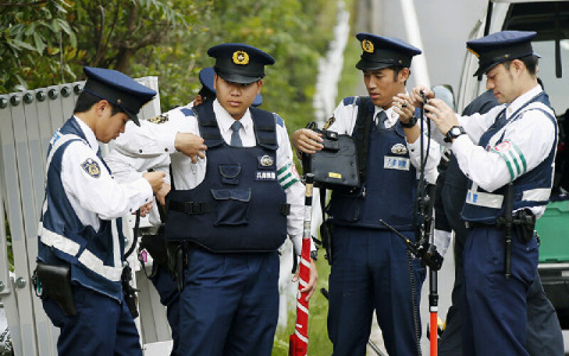 Японська поліція затримала підозрюваного в розпиленні кислоти в метро