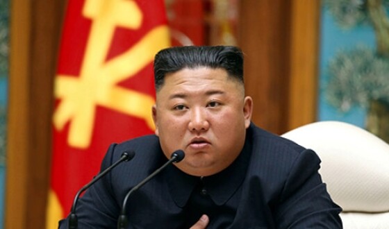 Корейські ЗМІ повідомили, що Кім Чен Ин різко схуд та виглядає виснаженим