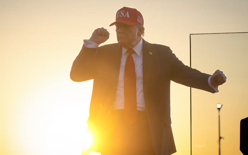Трамп відсвяткував 4 липня ухваленням законопроєкту та пообіцяв бій UFC у Білому домі