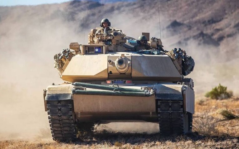 Австралія відправляє 49 танків Abrams в Україну