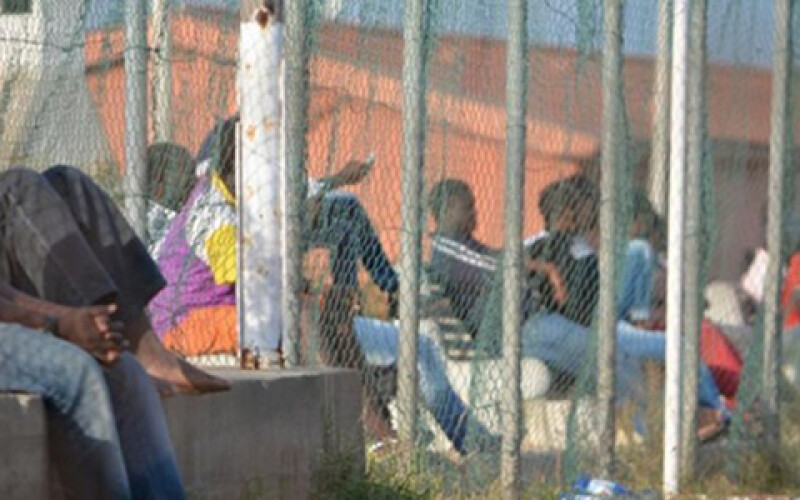 На Сицилии закрыли крупнейший в Европе лагерь для беженцев
